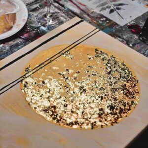 ABSTRAKTNE GOLD FOIL AKRÜÜLMAAL - 12 JUUNI